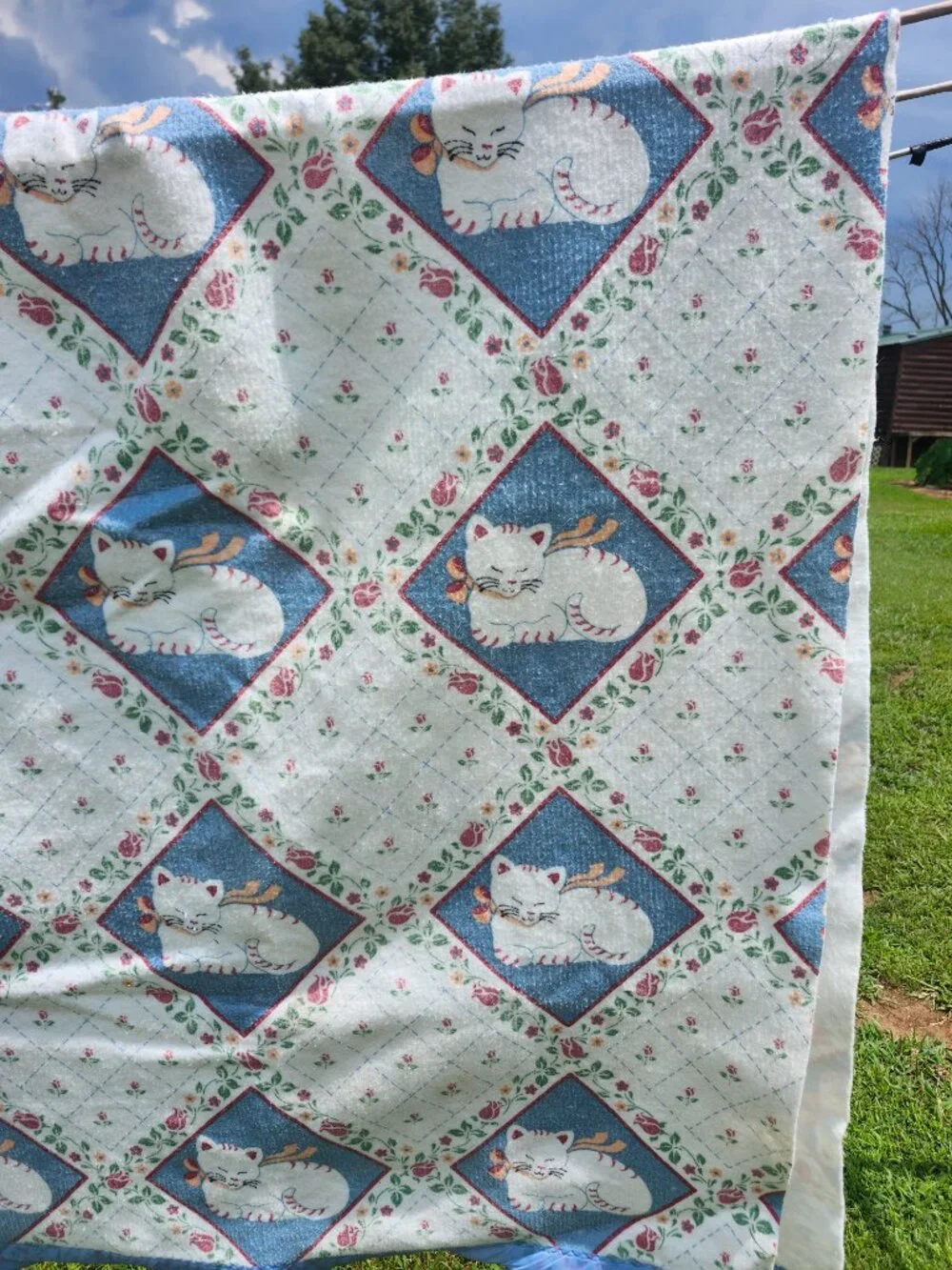 twin/full blanket measures 89x 72 inches